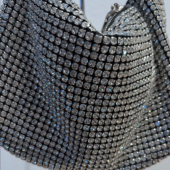 Crystal knotted bag
